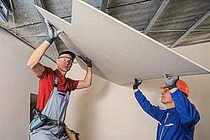 10 Étapes à suivre pour poser un plafond correctement à Villers-Cotterets